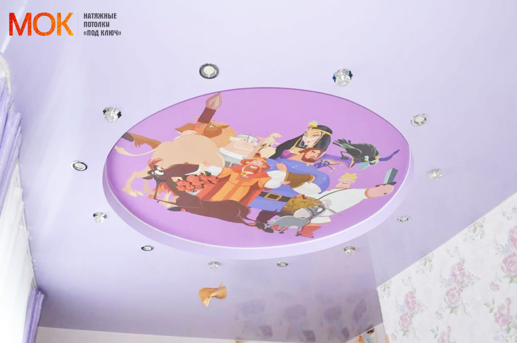 Натяжной потолок в детскую с героями мультфильмов